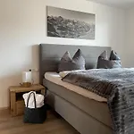 Haus Alpgaustrasse - Ferienhaeuser Alpenglueck Tatil Evi Oberstdorf