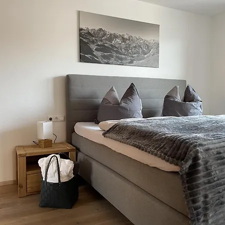 Haus Alpgaustrasse - Ferienhaeuser Alpenglueck Holiday home Oberstdorf